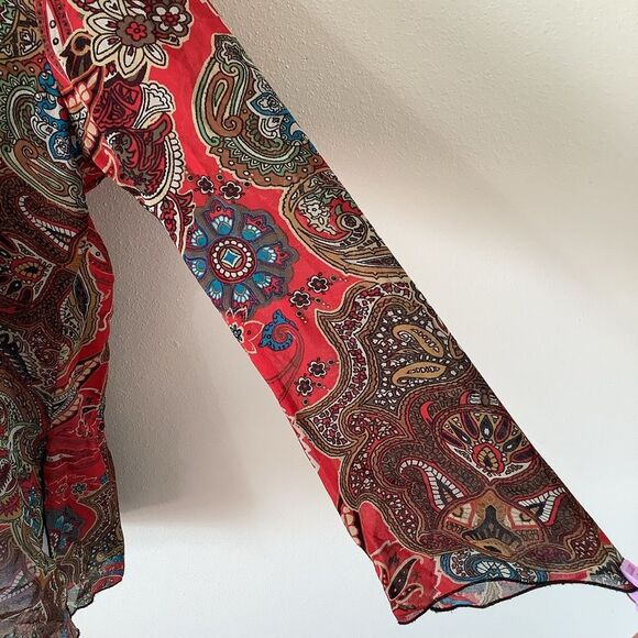 Chico’s Red Bohemian Hippie Whimsygoth Romantic Fairy Silk Paisley Blouse Size 1 - Picture 3 of 12